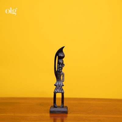 Set of 7 African tribal figurines, decorative showpiece