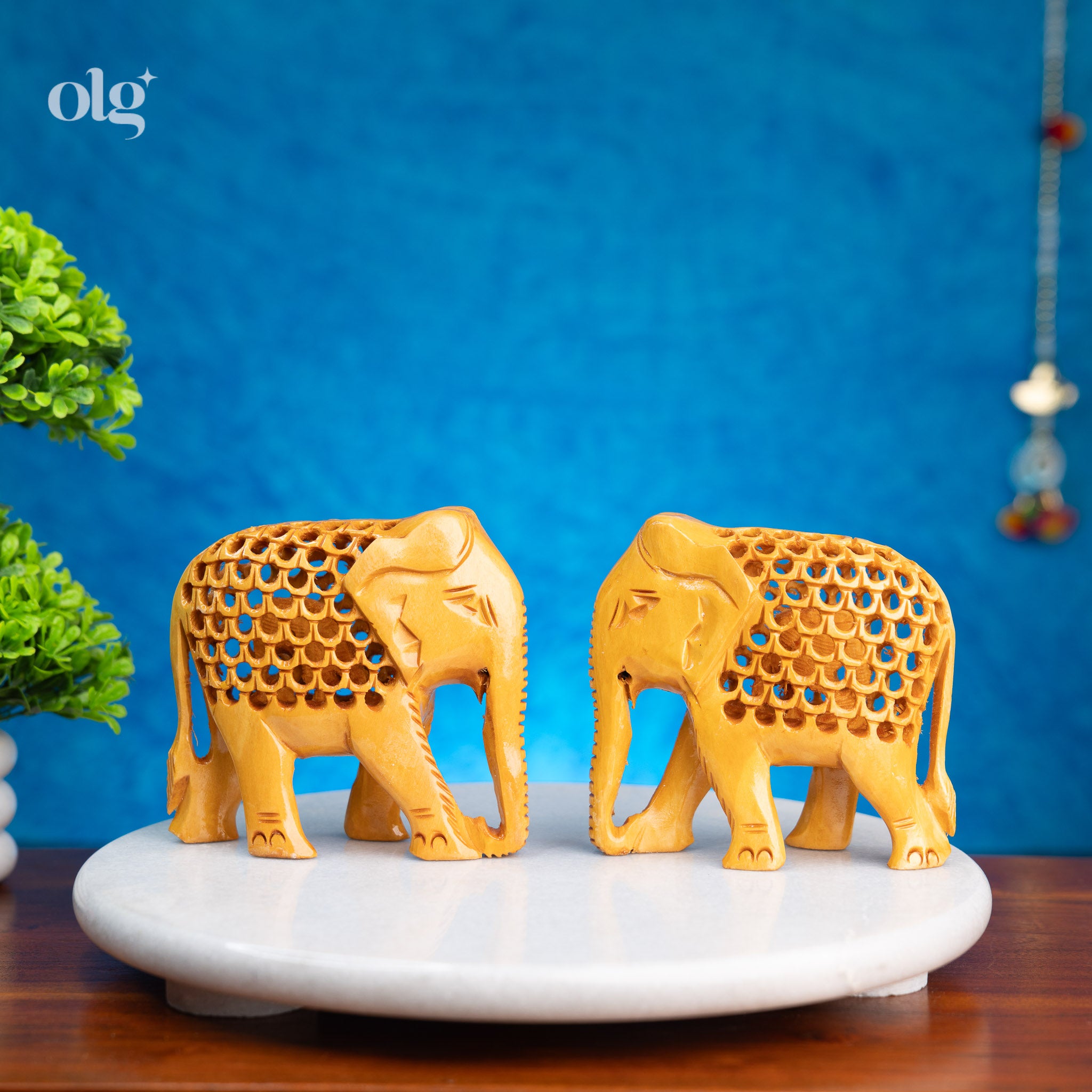 Pair of 2 Intricate Wood Elephant Figurines (4 Inch)
