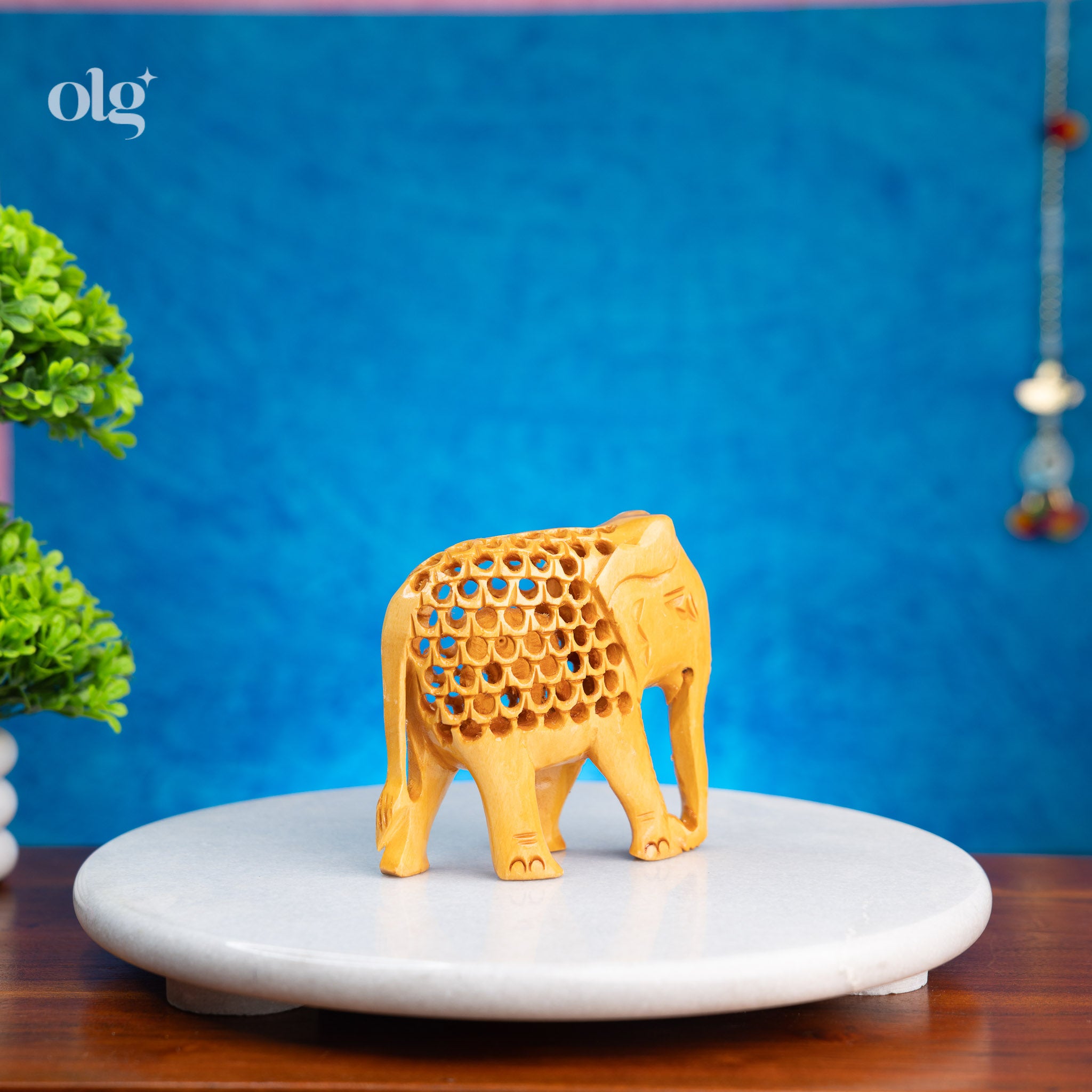 Hand Carved Wooden Elephant with Lattice Design (4 Inch)