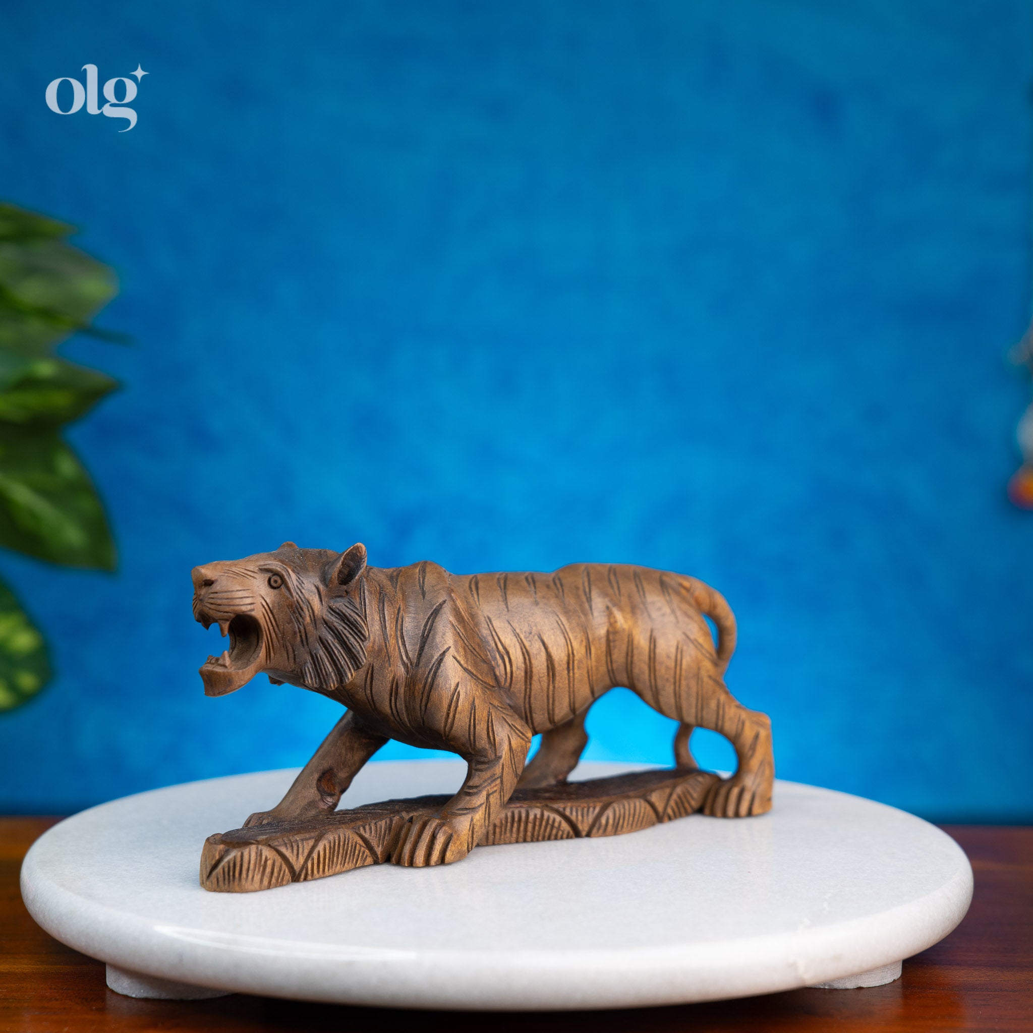 Realistic Wood Carved Tiger Sculpture