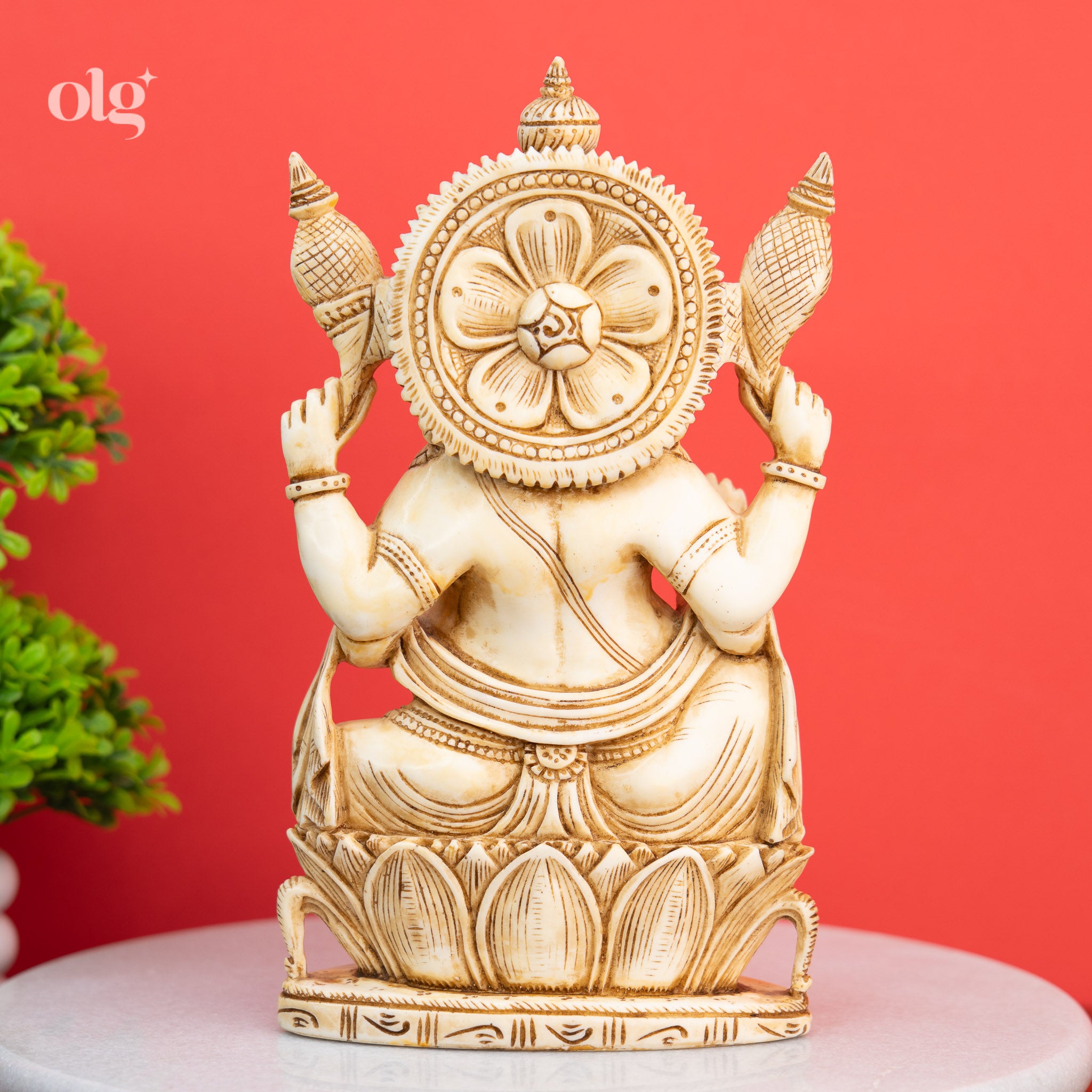 Seated Ganesha Statue in Antique Ivory Finish for Pooja